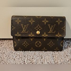 Louis Vuitton Classic Monogram Compact Wallet
